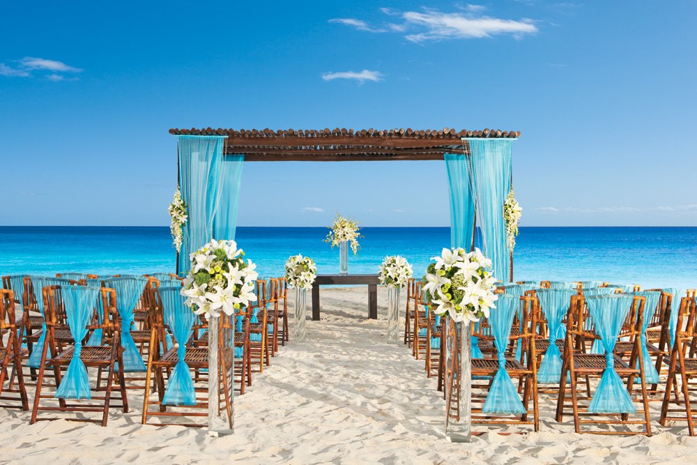 Find the Perfect Wedding Guest Outfit with Sand Dollar