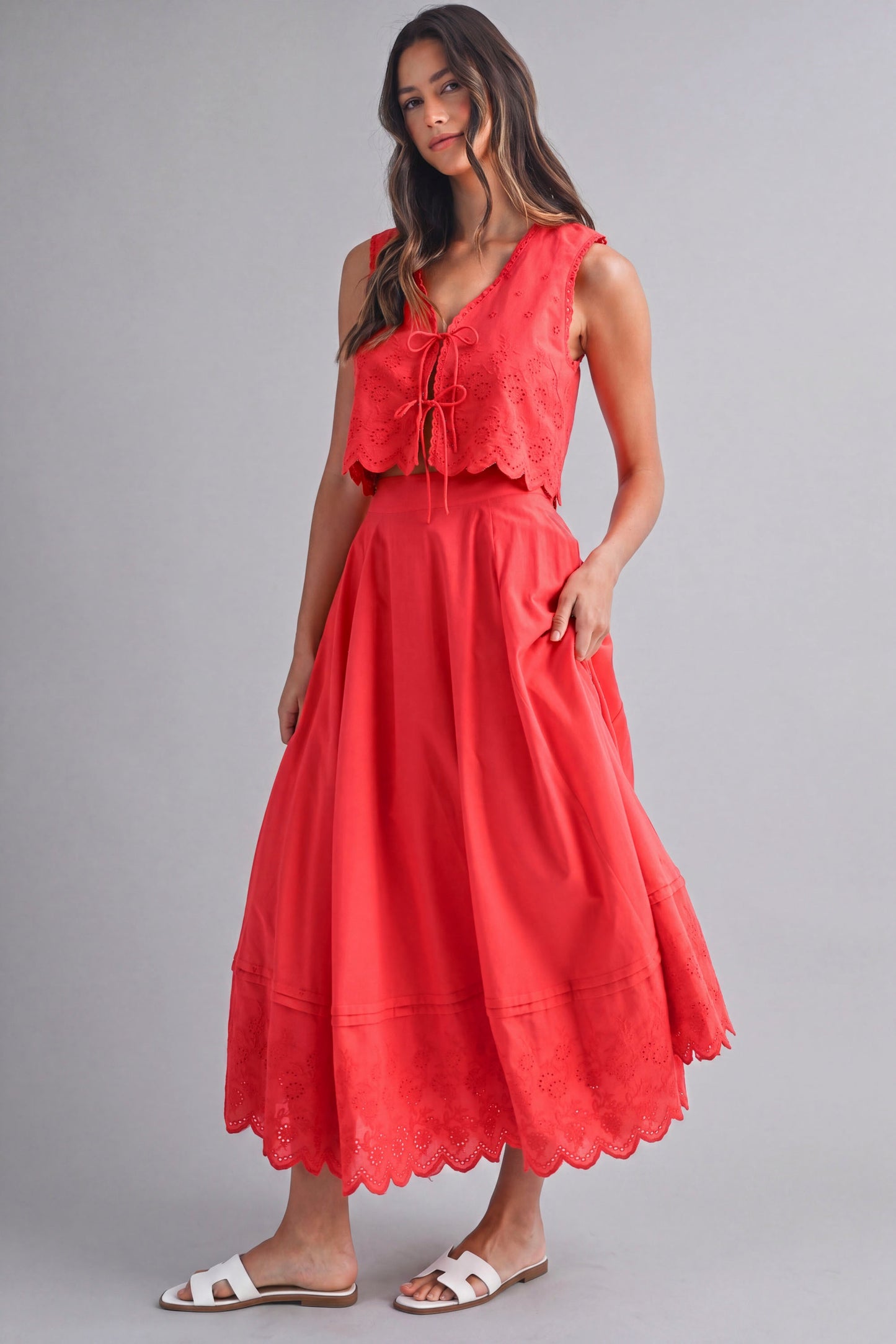 Load image into Gallery viewer, Crop Top Scalloped and Skirt Set Red
