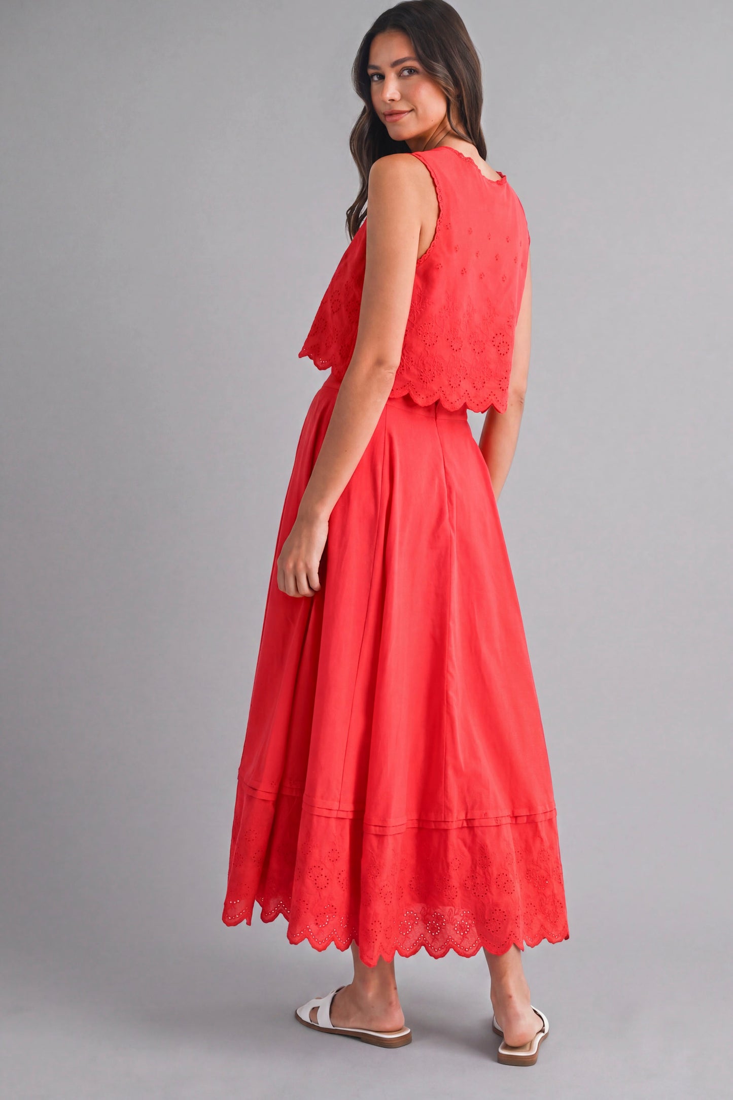 Load image into Gallery viewer, Crop Top Scalloped and Skirt Set Red
