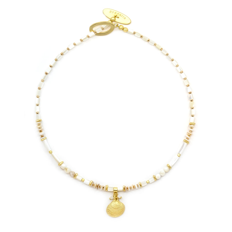 Coconut Short Clam Necklace