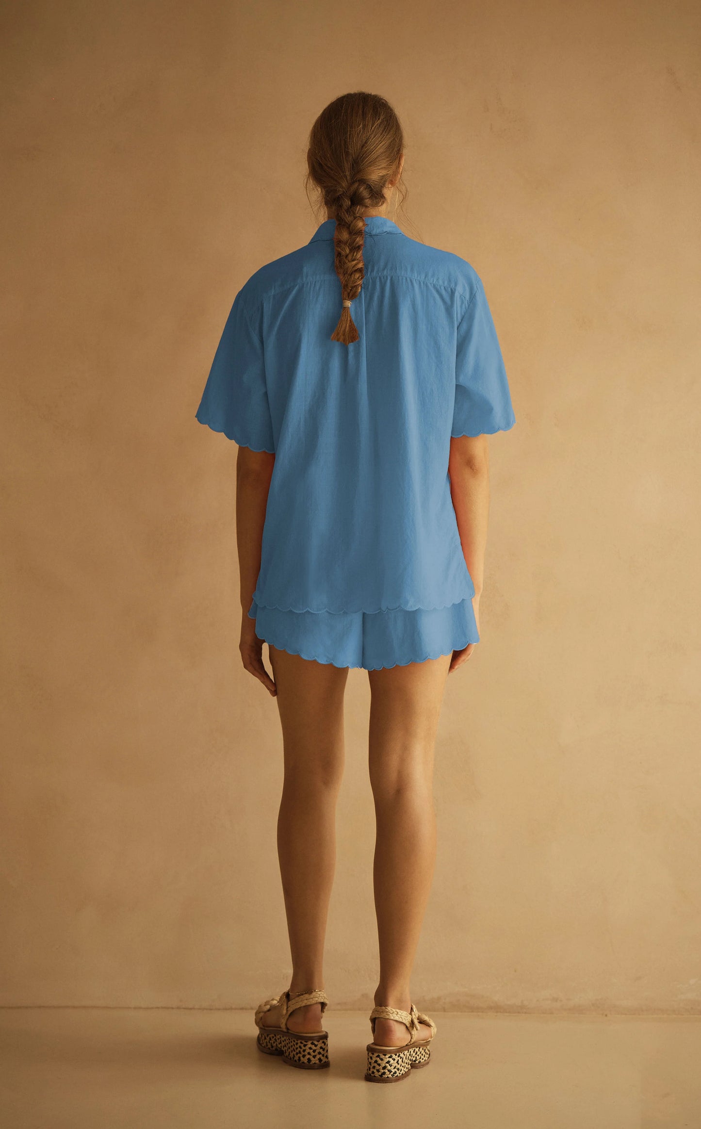 Load image into Gallery viewer, Scallop Short Sleeve Shirt Fiordaliso Blue - Top
