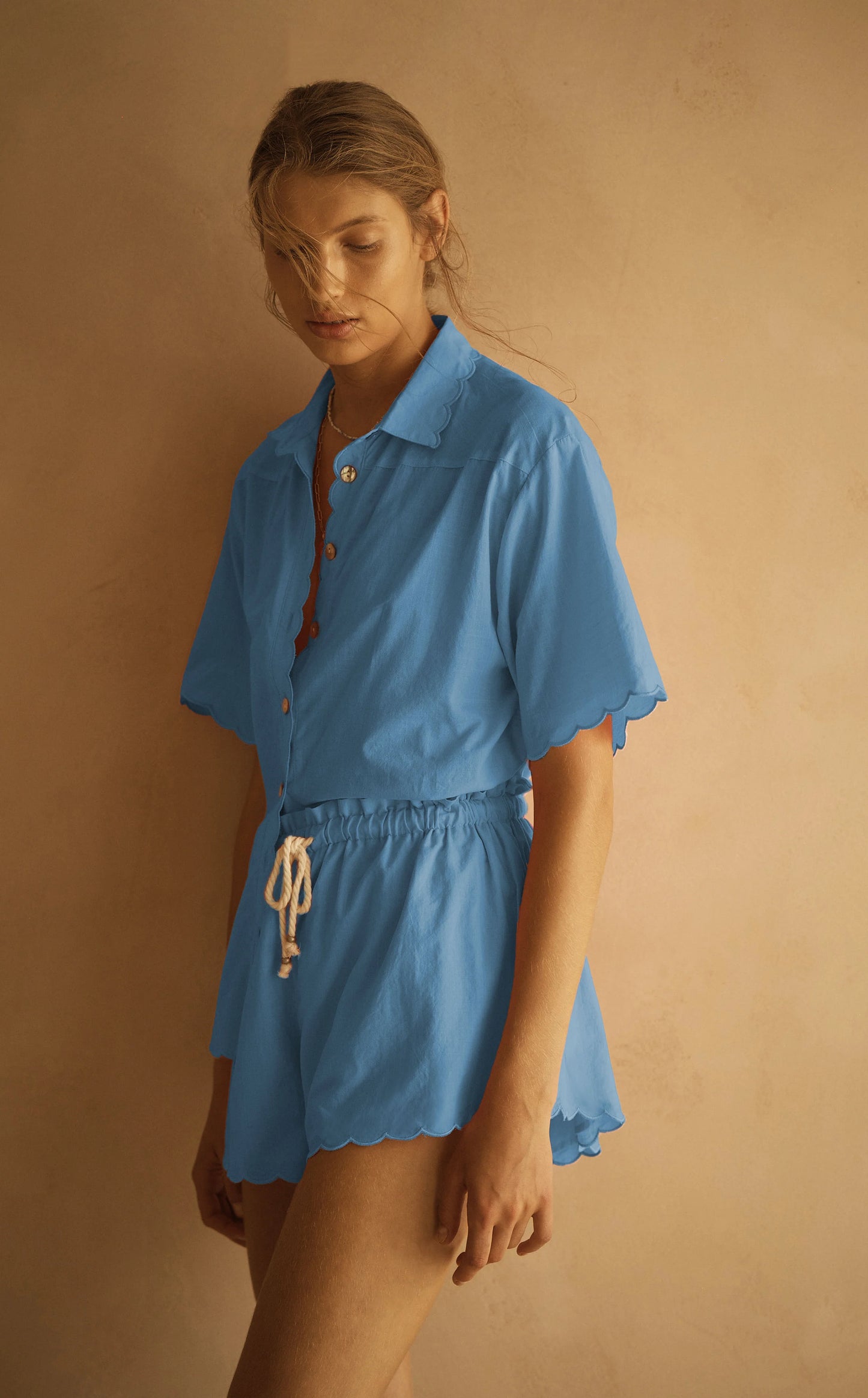 Load image into Gallery viewer, Scallop Short Sleeve Shirt Fiordaliso Blue - Top
