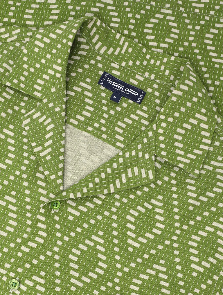 Load image into Gallery viewer, Roberto Linen Shirt Angra Raffia Print Parakeet Green
