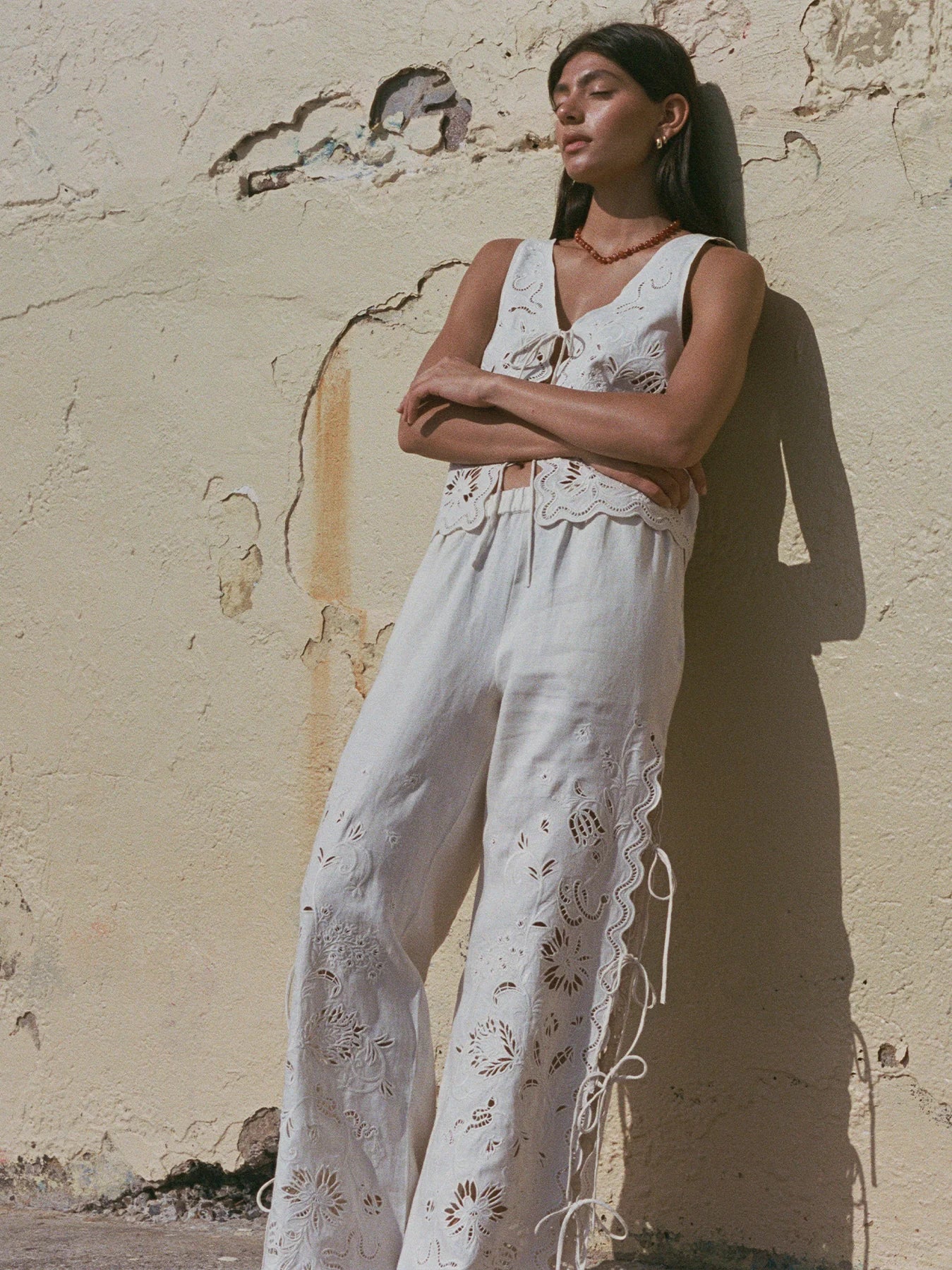 Load image into Gallery viewer, Sadie Pants Serpentine Broderie - Trousers
