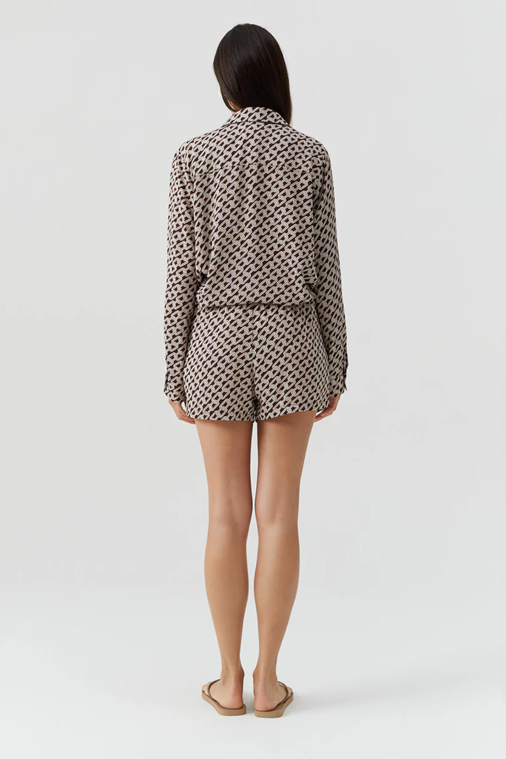 Load image into Gallery viewer, Millie Shirt Chain
