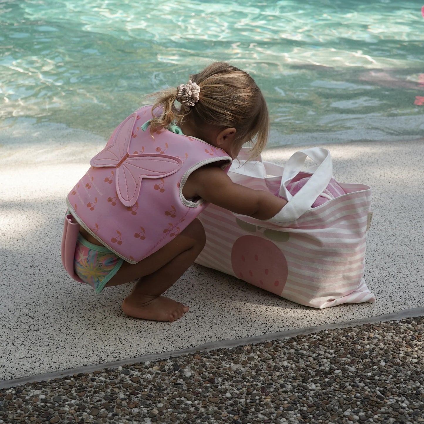 Load image into Gallery viewer, Kids Strawberry Sunshine Pink Bag - Beach Bag
