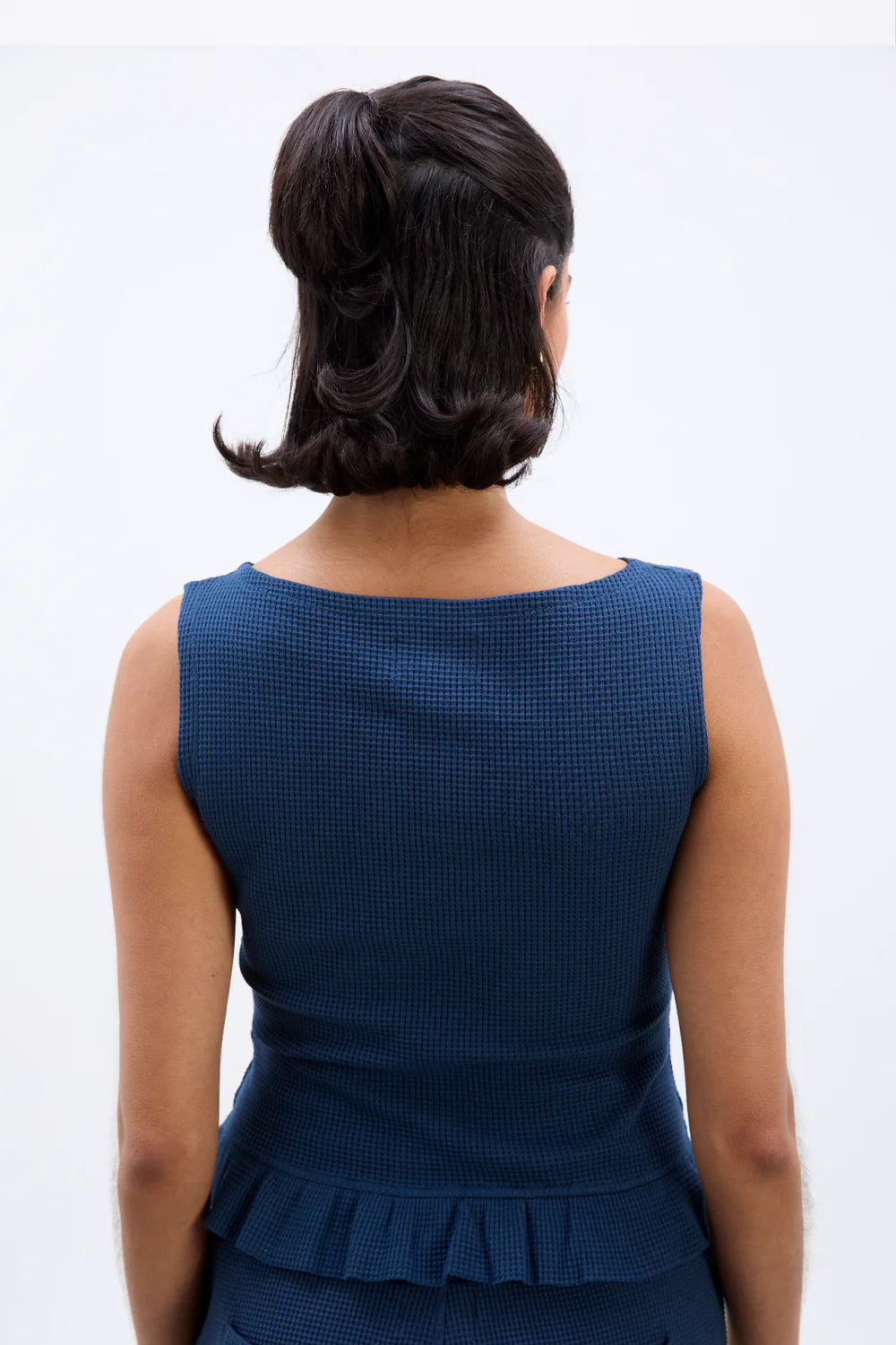 Load image into Gallery viewer, Hattie Waffle Cami Navy/Yellow
