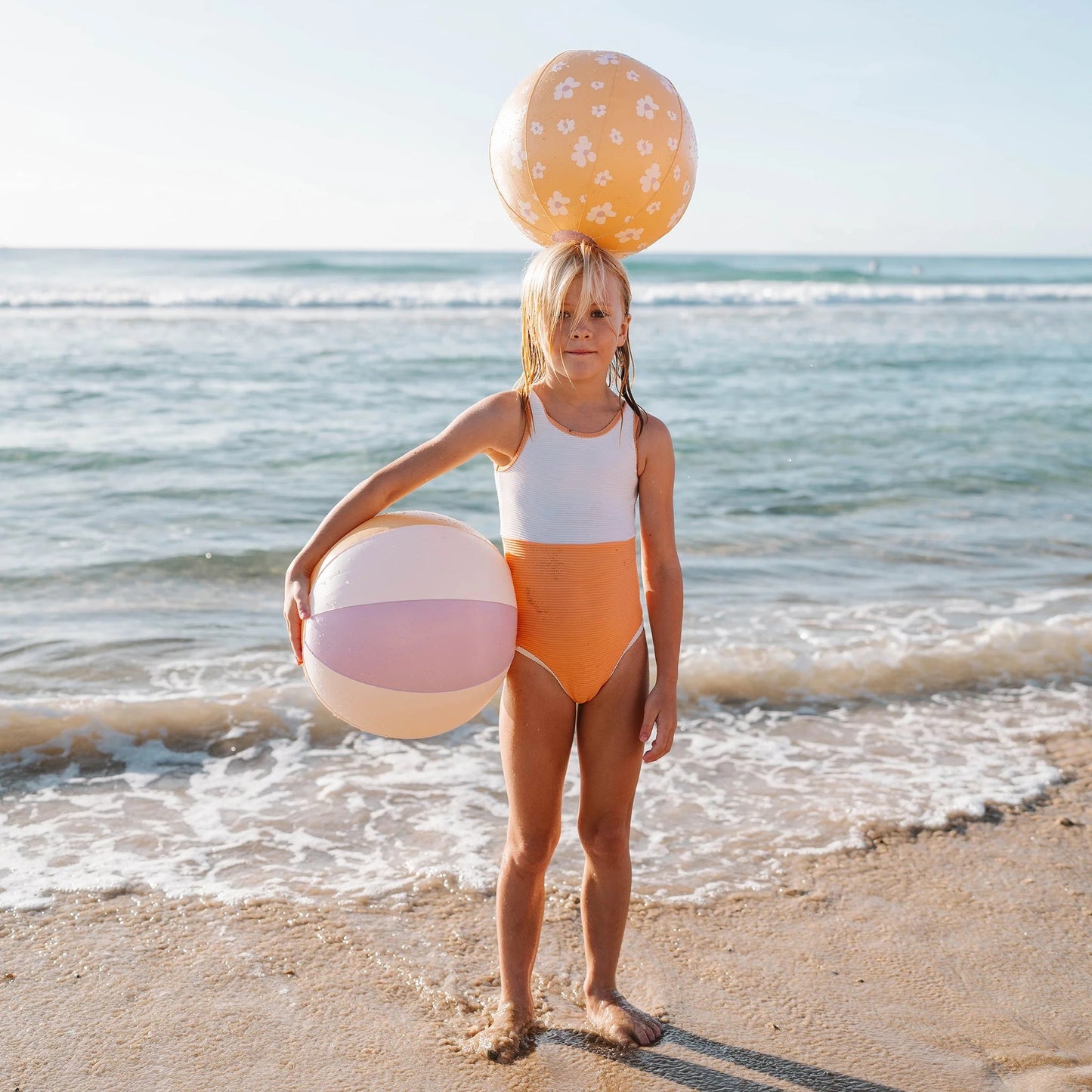 Load image into Gallery viewer, Inflatable Beach Ball Set of 2 Princess Swan Multi - ONE SIZE - Beach Toy
