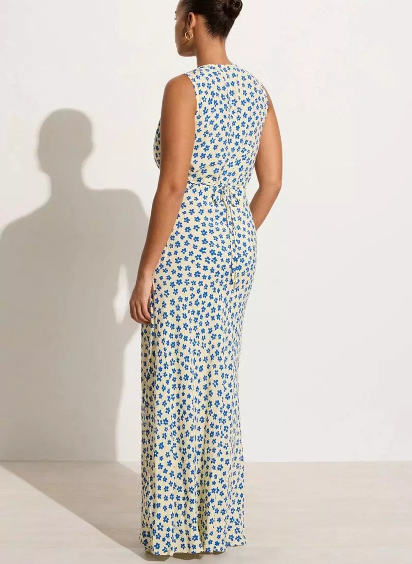 Load image into Gallery viewer, Acacia Midi Dress Gita Floral Blue - Dress
