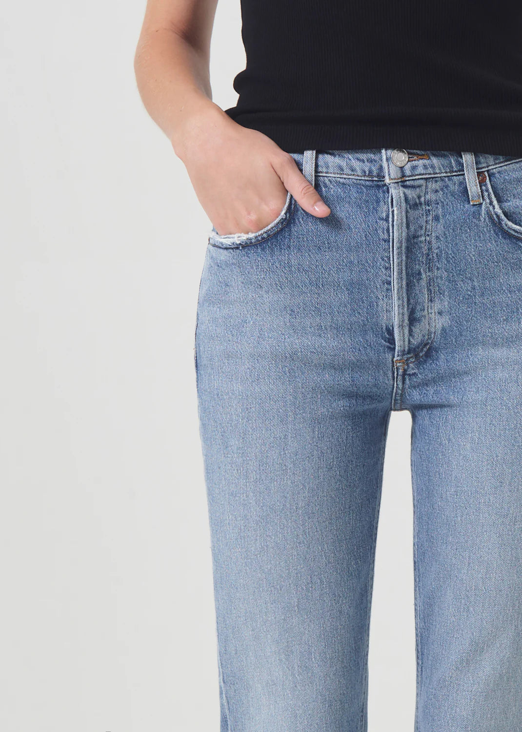 Load image into Gallery viewer, Riley High Rise Straight Crop In Quiver - Bottoms
