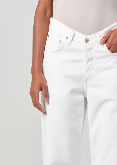 Load image into Gallery viewer, V-Waist Baggy In Milkshake
