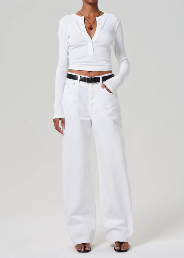 Load image into Gallery viewer, Varra Henley Top White
