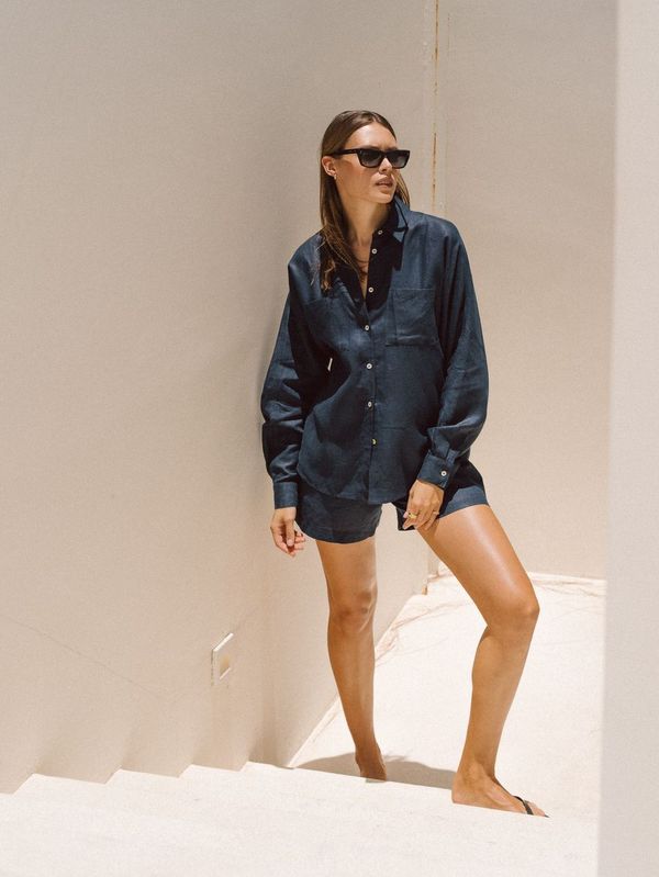 Load image into Gallery viewer, Navy Blue Linen Shorts - Shorts
