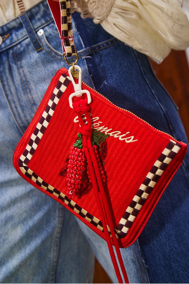 Contessa Chilli Clutch