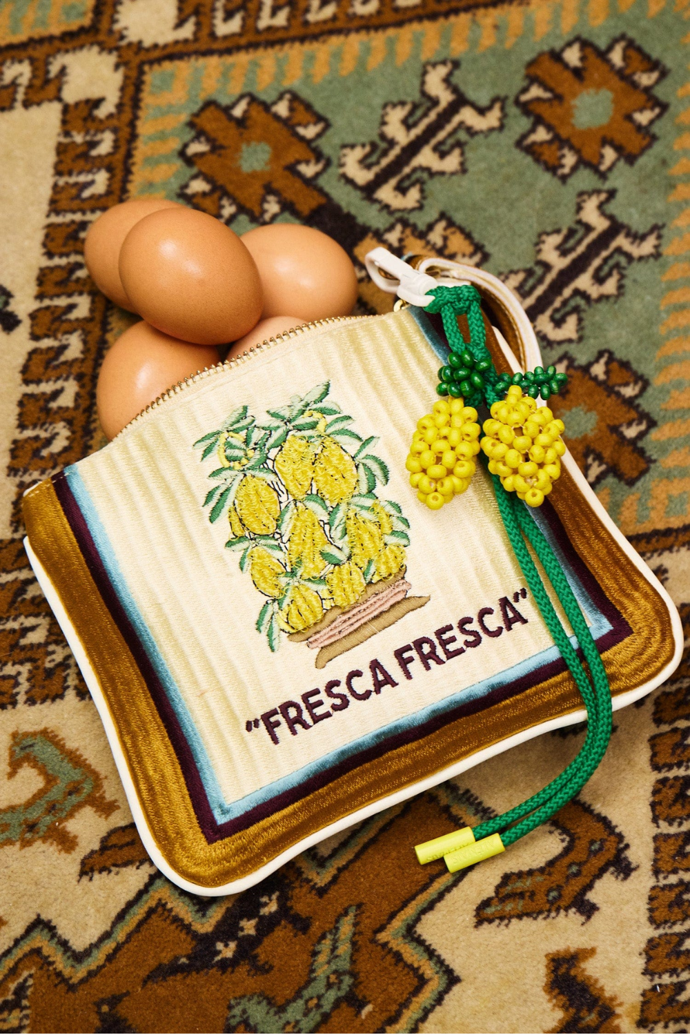 Load image into Gallery viewer, Contessa Lemons Clutch
