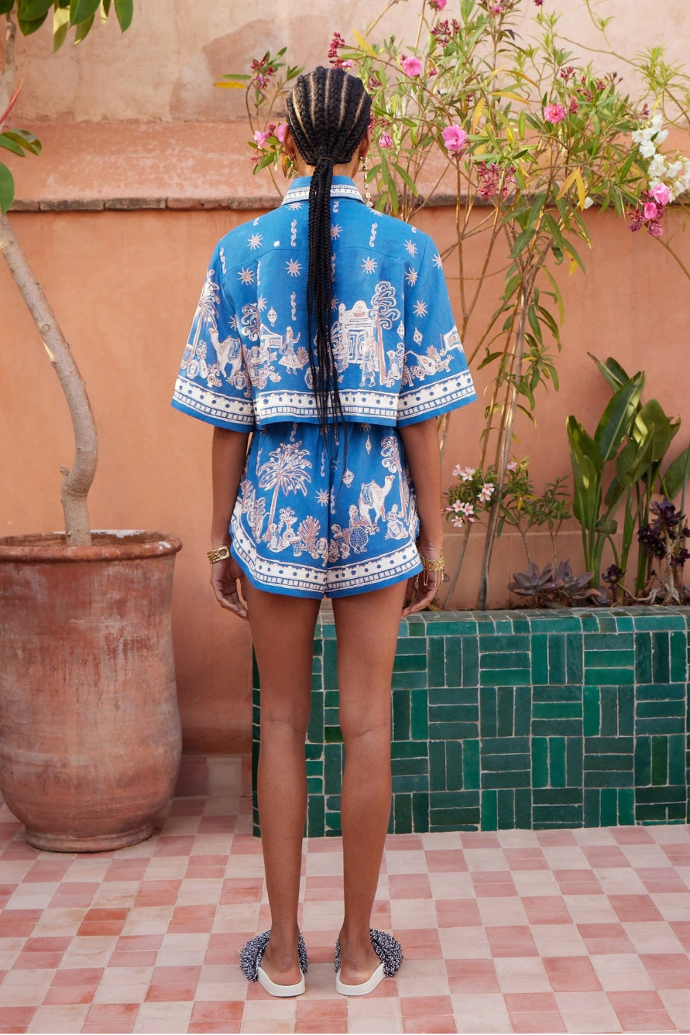 Load image into Gallery viewer, Acacia Cropped Shirt
