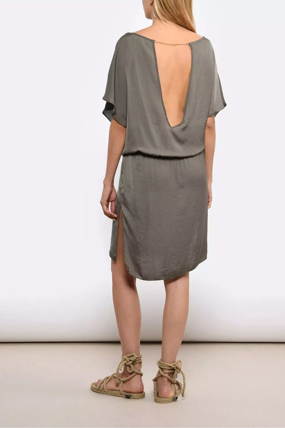 Load image into Gallery viewer, Jul Robe Kaki - Dress
