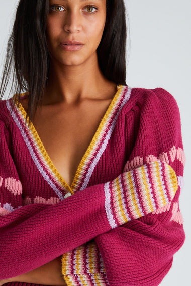 Bruena Cropped Cardigan - Cardigan