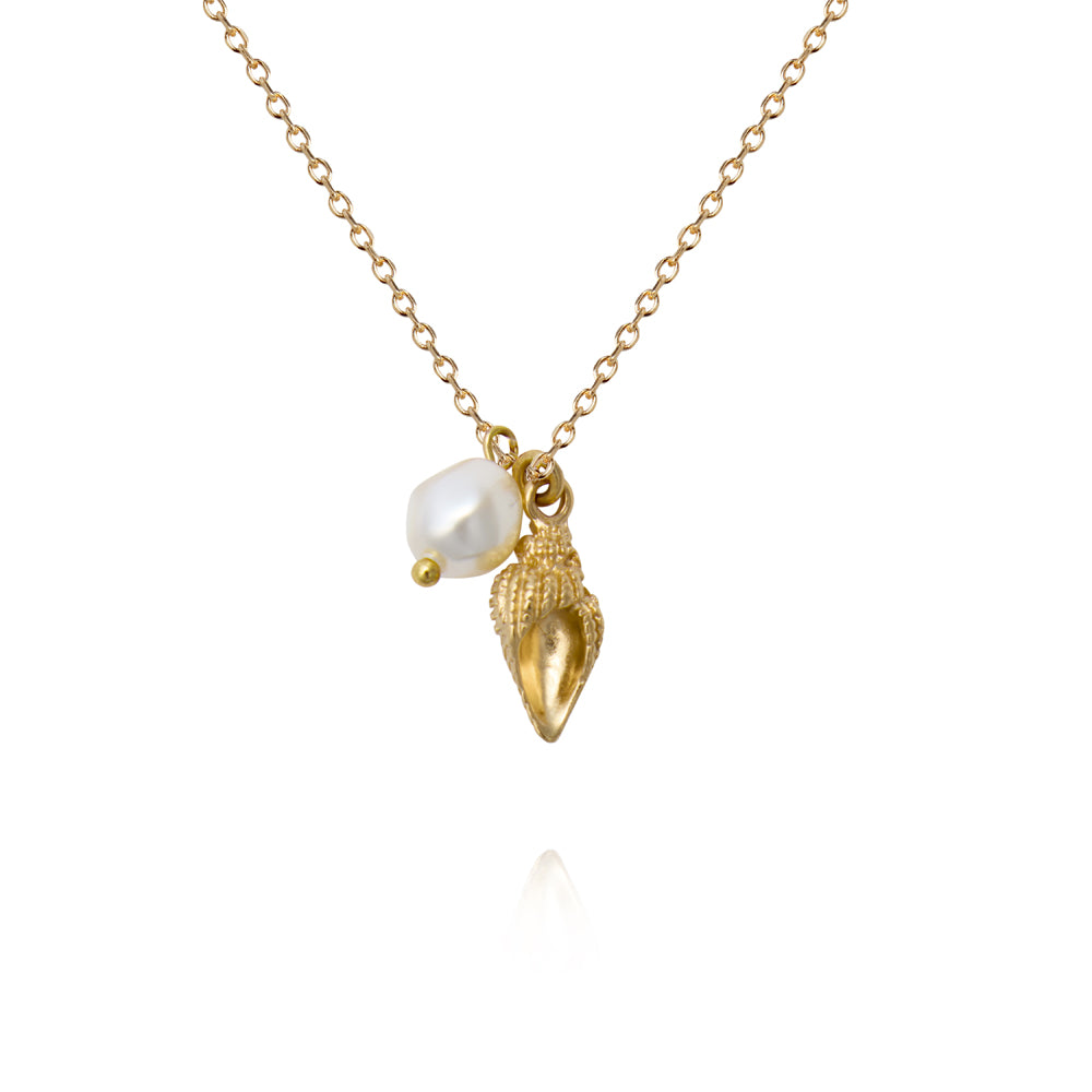 Shell Pearl Gold Necklace