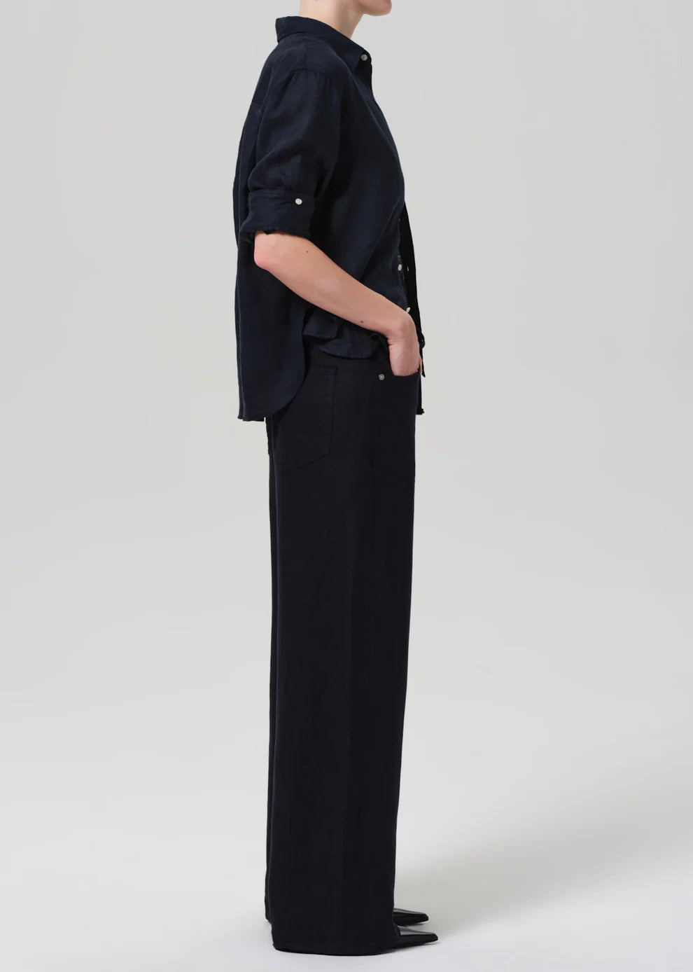 Load image into Gallery viewer, Brynn Drawstring Trouser in Linen Black
