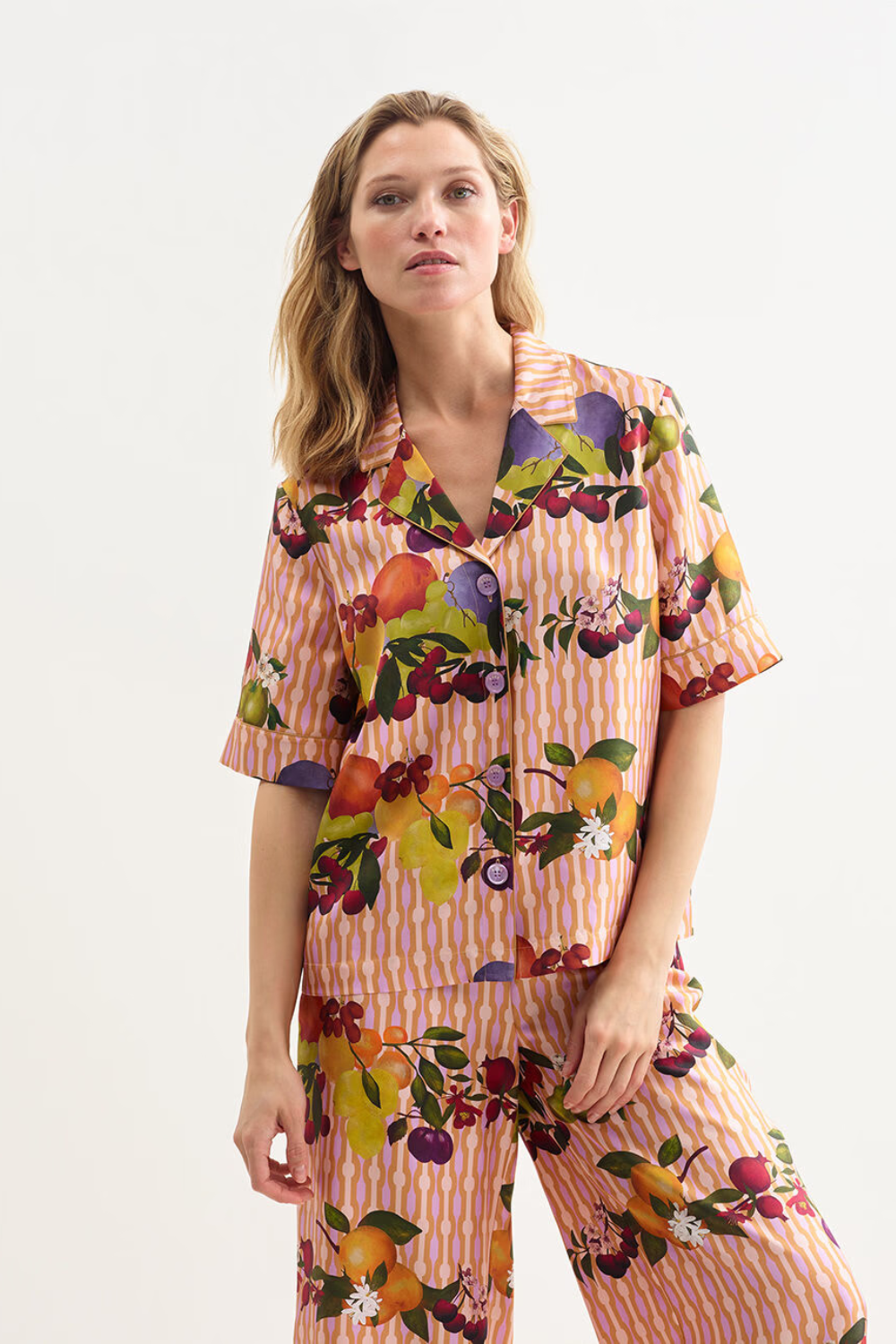 Load image into Gallery viewer, Cherry Shirt Imprime Gourmand
