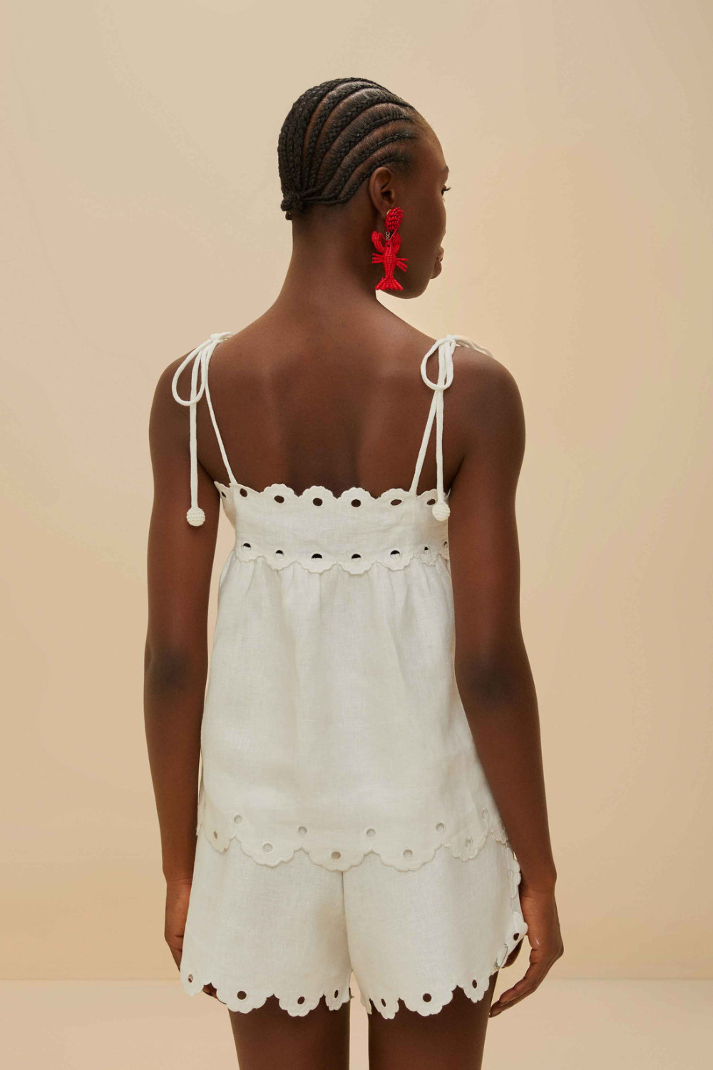 Load image into Gallery viewer, Off-White Flowers Richelieu Sleeveless Blouse
