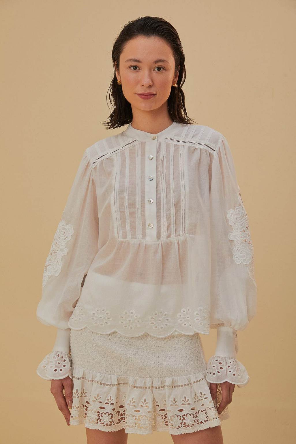 Load image into Gallery viewer, Off White Long Sleeve Blouse - Top
