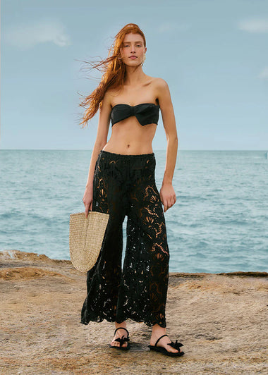 Seashell Eyelet Pants Black