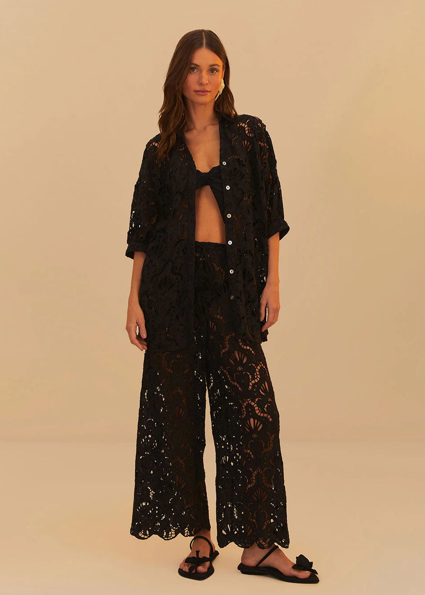 Load image into Gallery viewer, Seashell Eyelet Shirt Black
