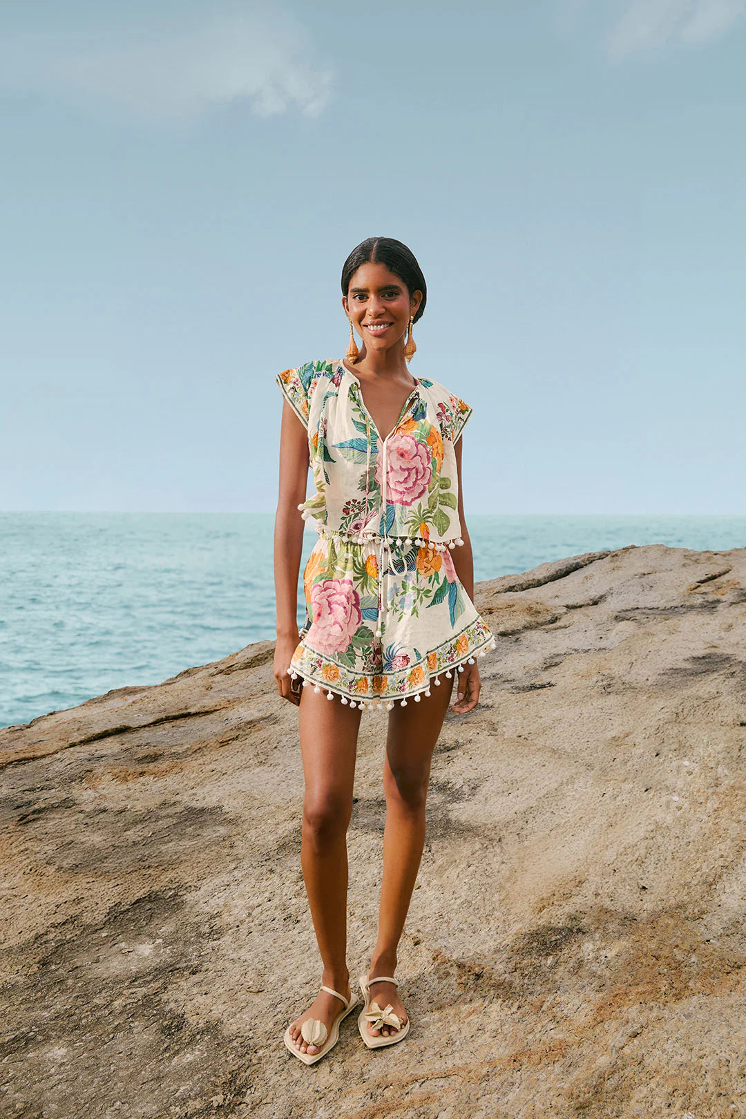 Load image into Gallery viewer, Off White Sweet Bloom Short
