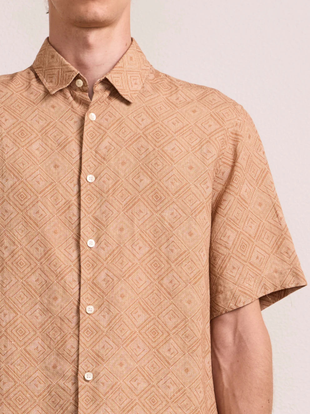 Load image into Gallery viewer, Castro Linen Shirt Angra Madeira Print Copper
