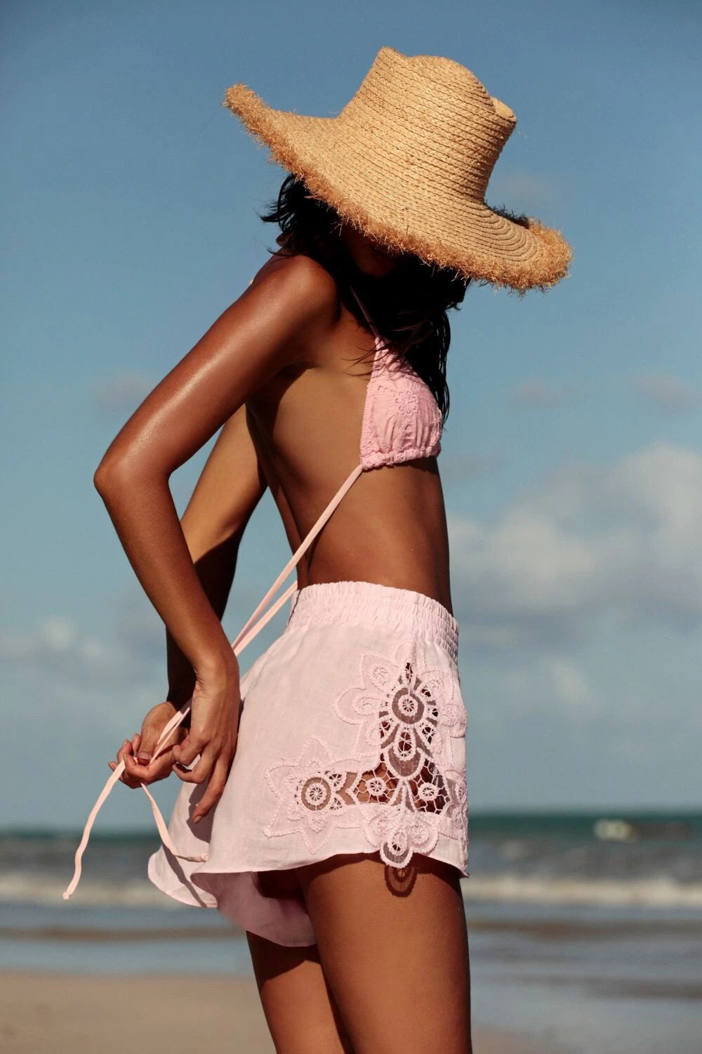 Load image into Gallery viewer, Shorts Guipir Pink
