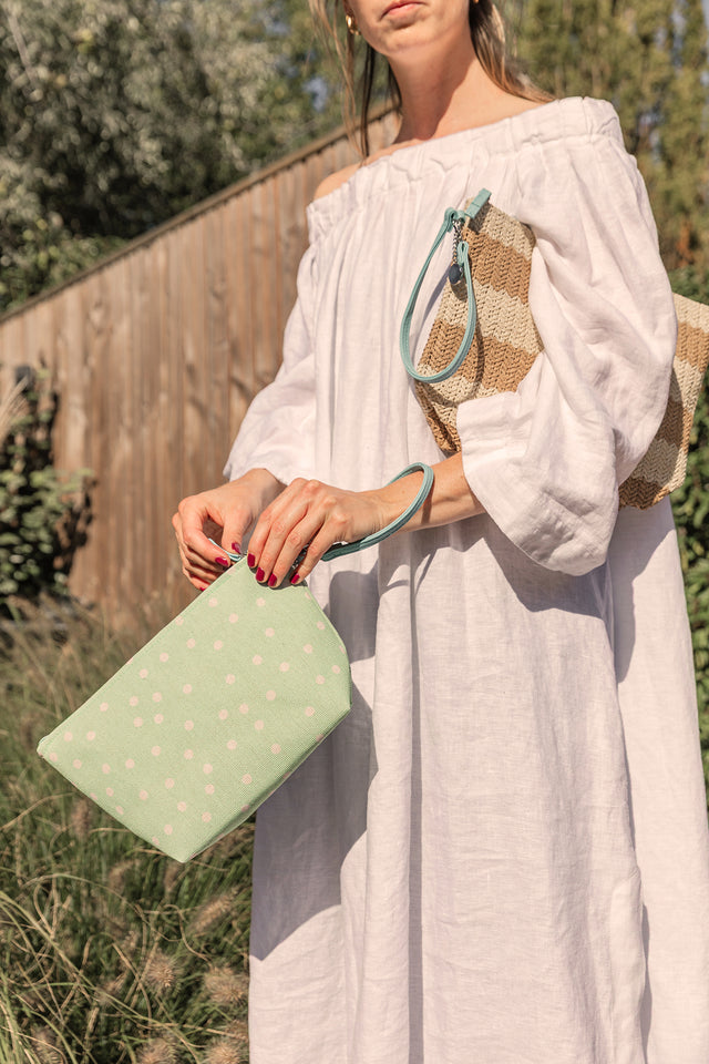 Load image into Gallery viewer, Carry Pouch Soft Matcha with White
