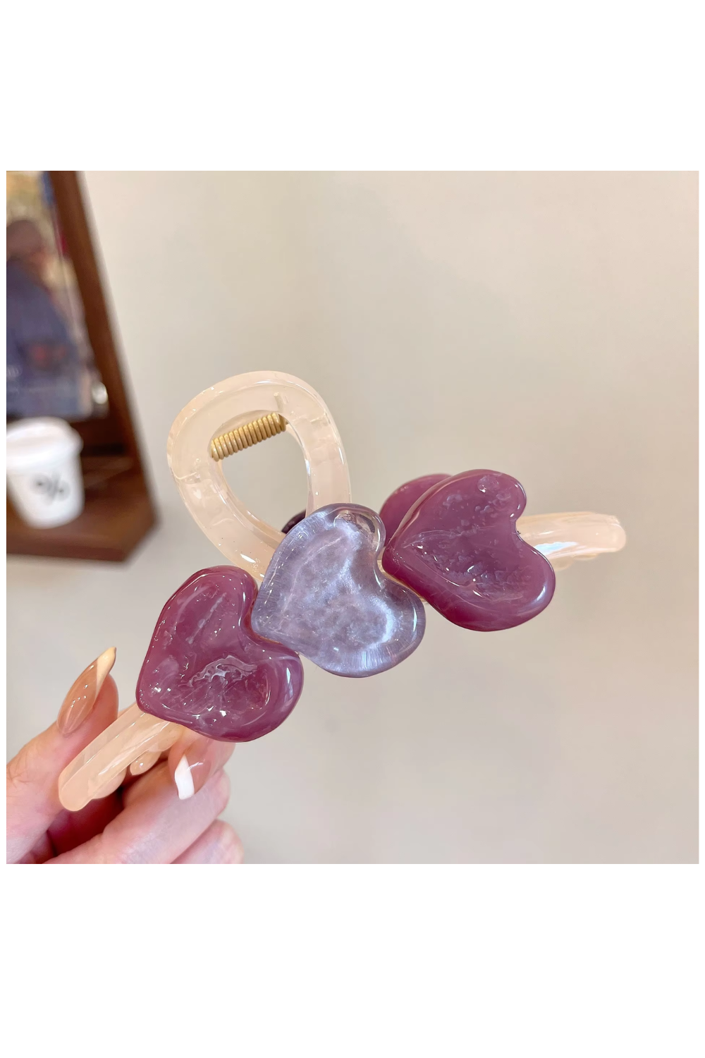 Load image into Gallery viewer, Resin Hair Claw Clip 3 Purple Heart
