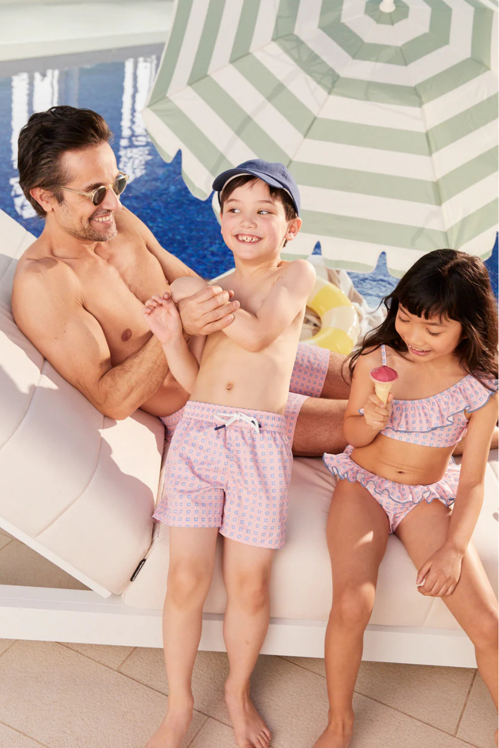Load image into Gallery viewer, Boy Swim Short Geo Pink

