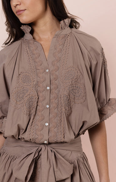 Poplin Blouson Dress with Ric Rac Embroidery Mocha