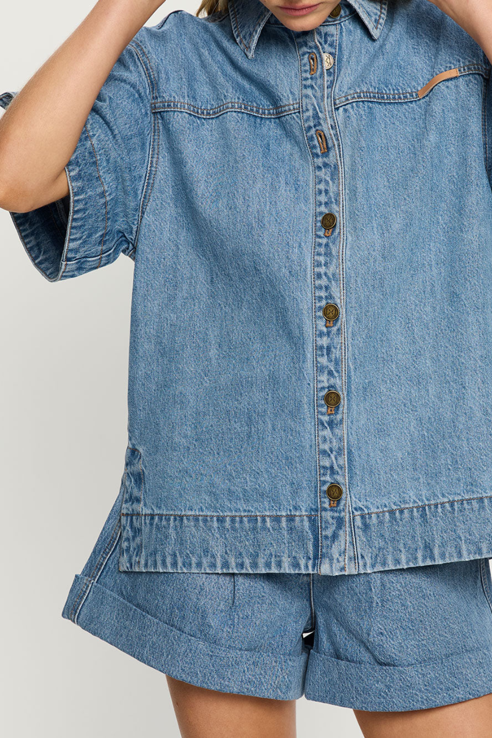 Load image into Gallery viewer, Marla Denim Shirt Stonewash/Blue
