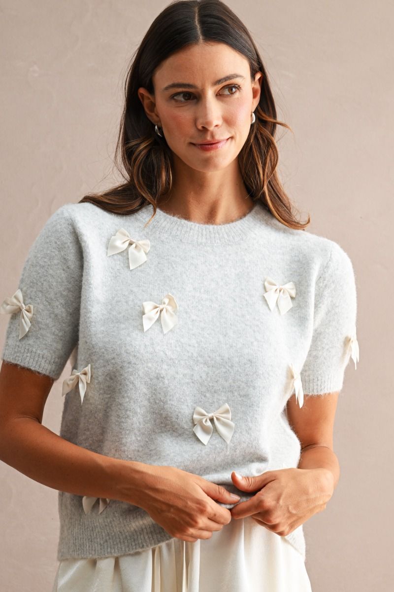 Load image into Gallery viewer, Ribbon Detail Knit Top Lt Grey/Cream
