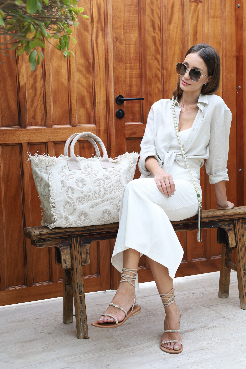 Load image into Gallery viewer, Meredith Beige Linen Classic Shirt
