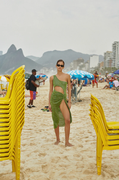 Mia Pareo Dua - Sarong