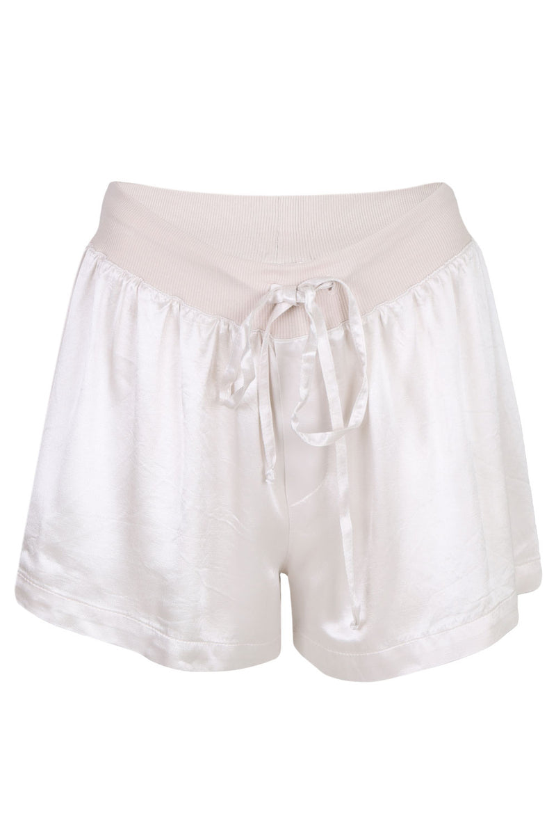 Mikel Short Eggnog