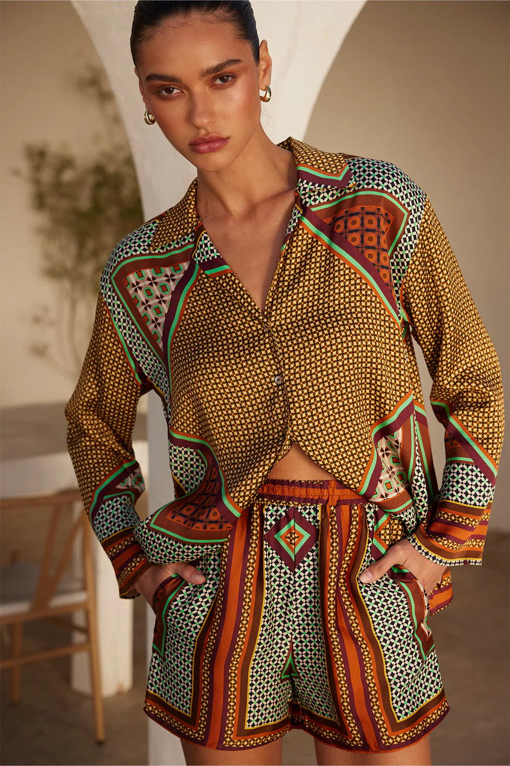 Load image into Gallery viewer, Elam Short Positano Scarf - Shorts
