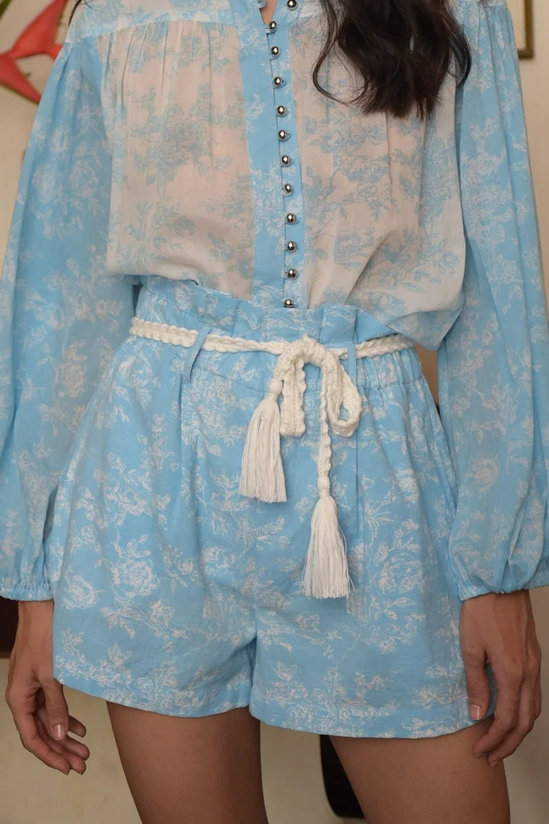 Load image into Gallery viewer, Ilaria Belt Short Blue - Shorts
