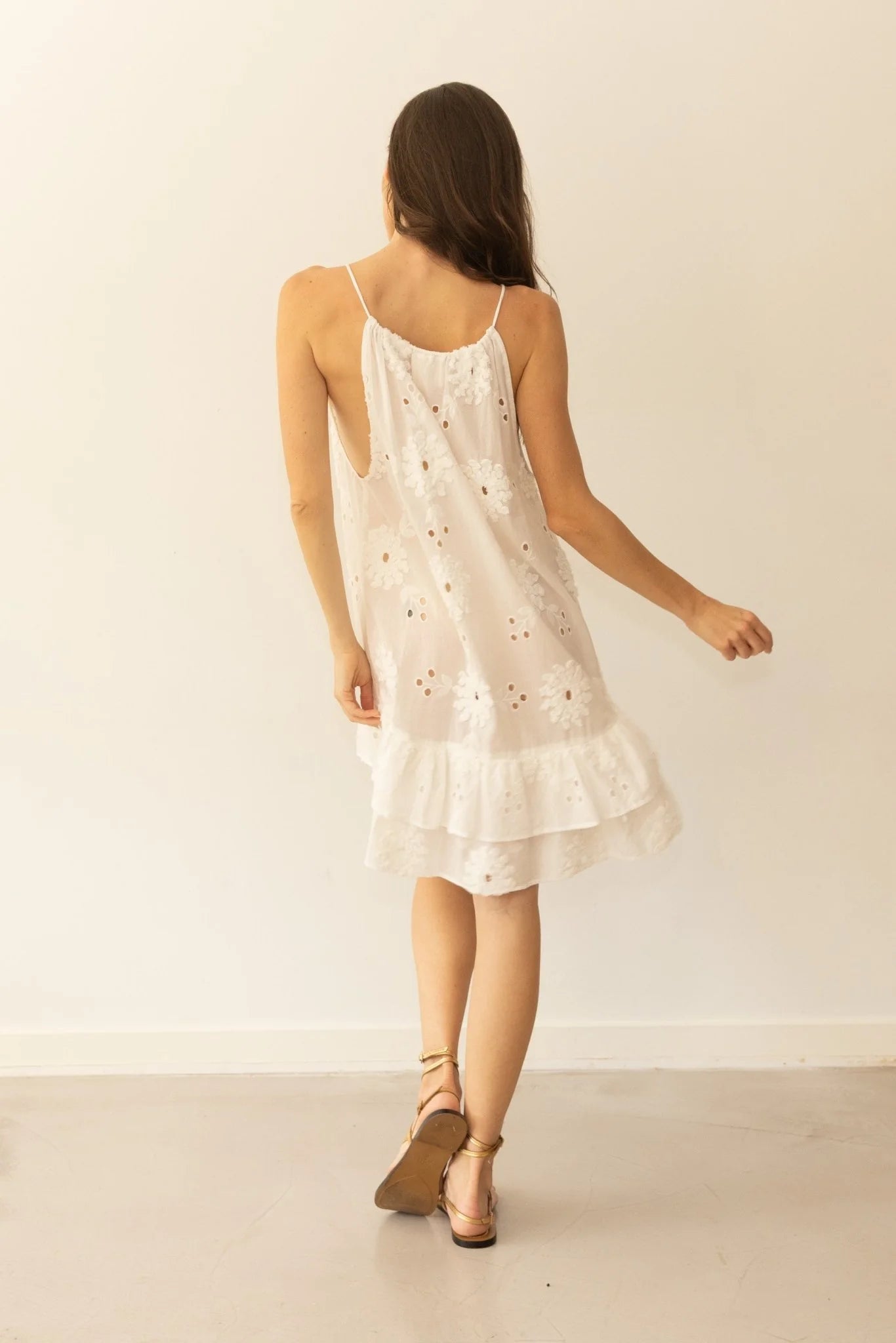 Load image into Gallery viewer, Surya Sleeveless Dress White
