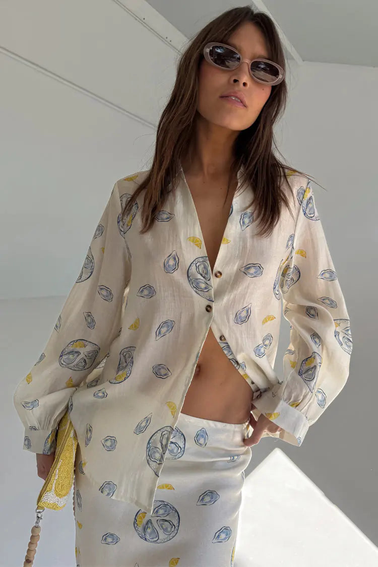 Load image into Gallery viewer, Oyster Miley Shirt
