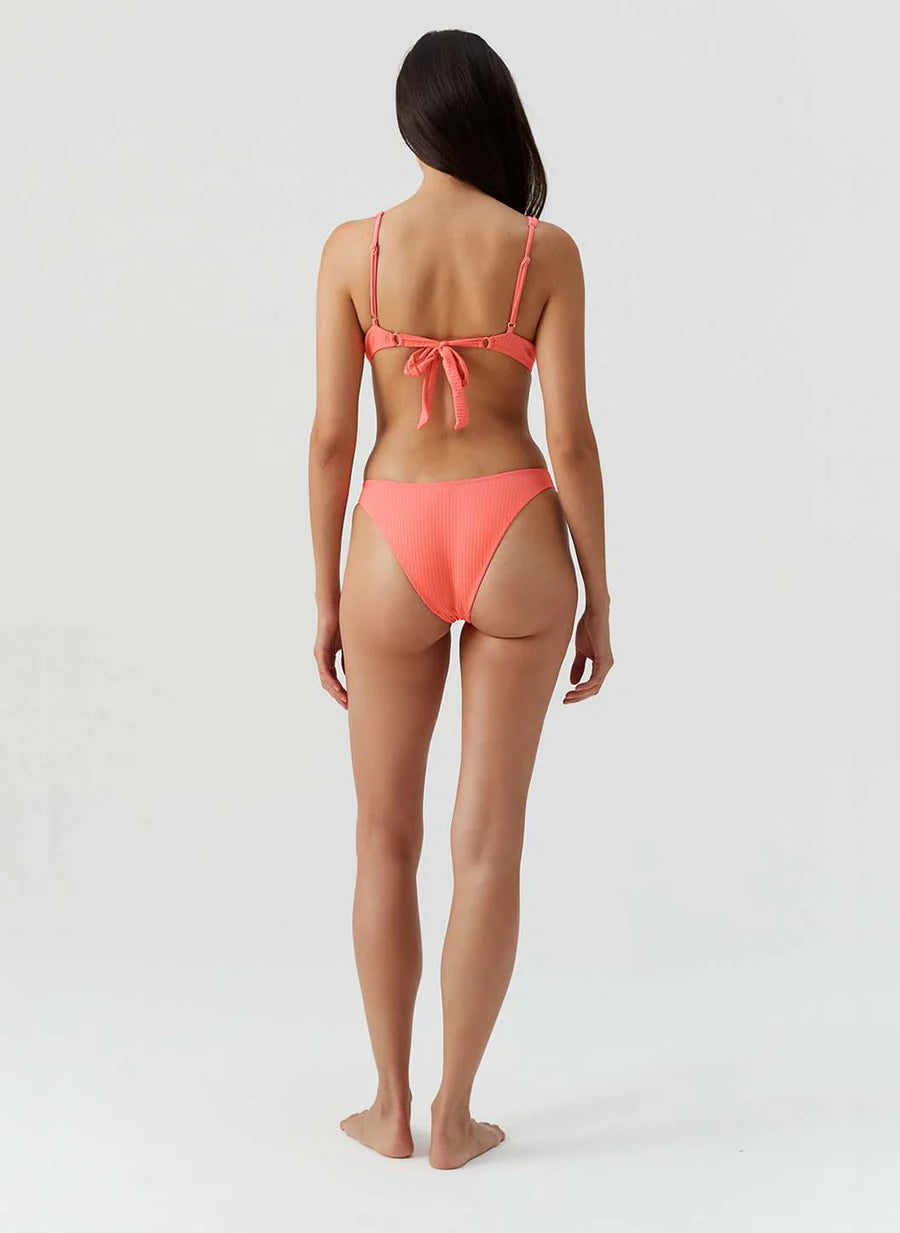 Load image into Gallery viewer, Noto Bikini Bottom Apricot Ribbed
