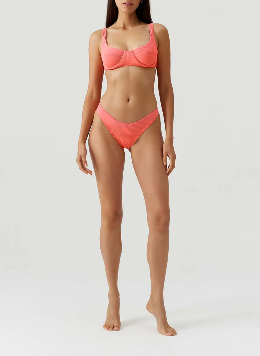 Load image into Gallery viewer, Noto Bikini Top Apricot Ribbed
