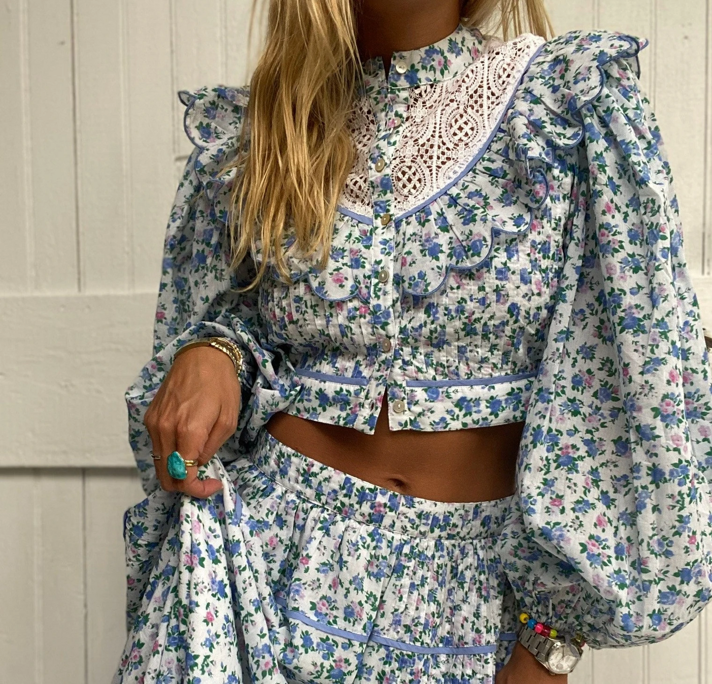 Load image into Gallery viewer, Egan Top Blue Jay - Top
