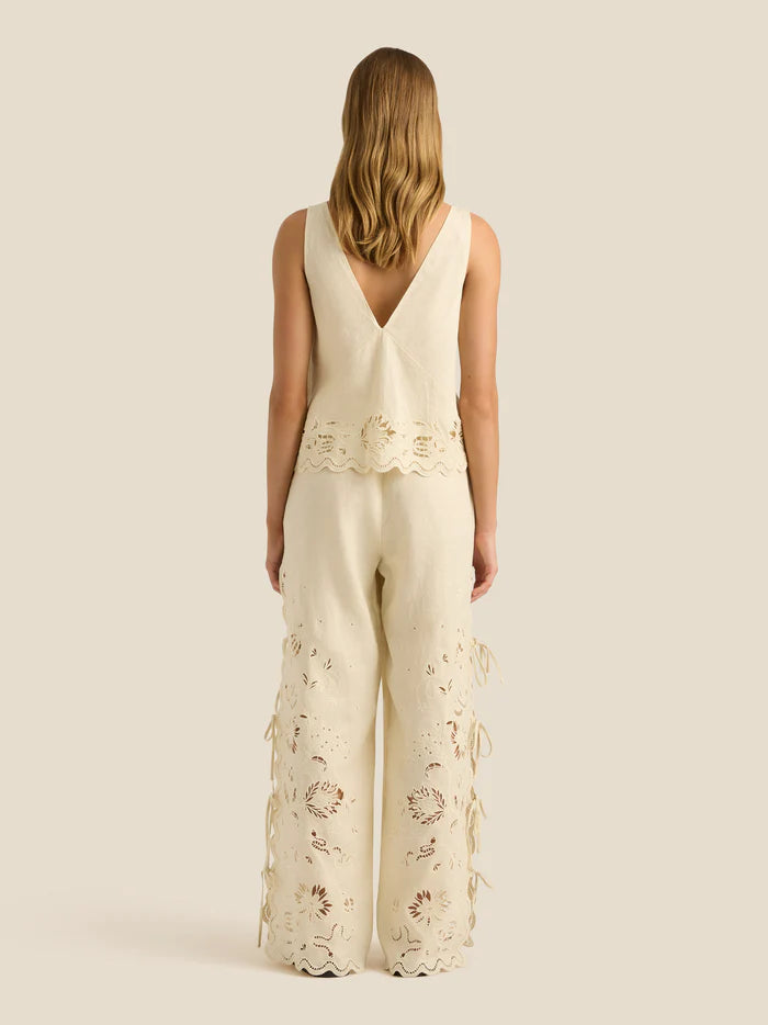 Load image into Gallery viewer, Sadie Pants Serpentine Broderie - Trousers
