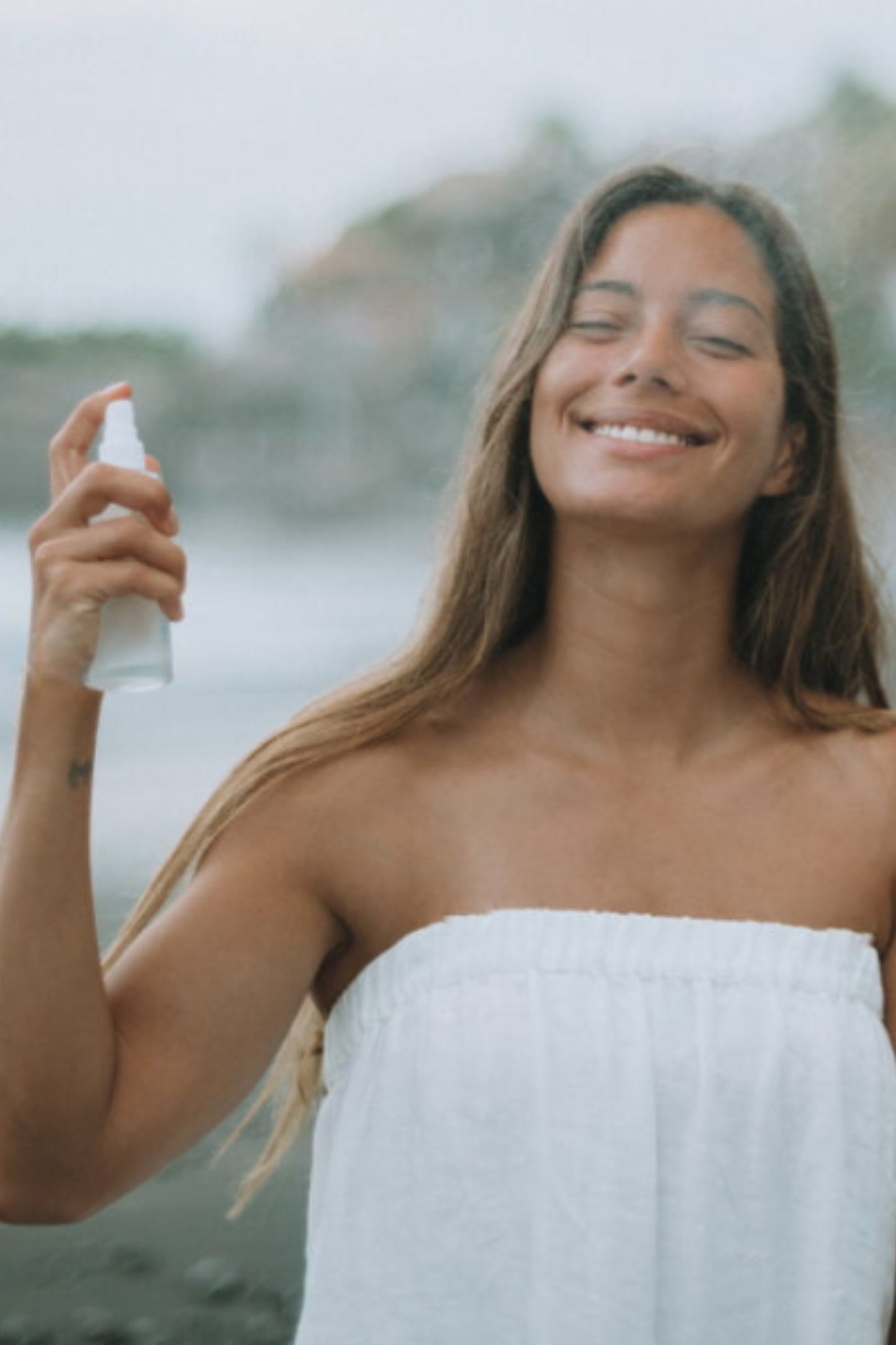 Load image into Gallery viewer, Saltee Hydrating Mist (75ML)
